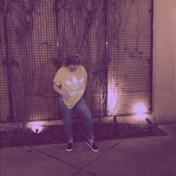 Meet your Posher, Alexa - Picture 2 of 4